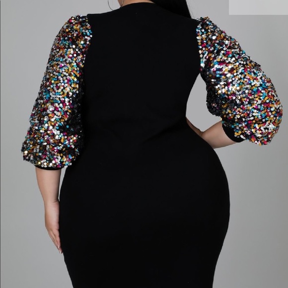 NEW‼️Plus Puffed Sleeve Midi Dress - Picture 5 of 5